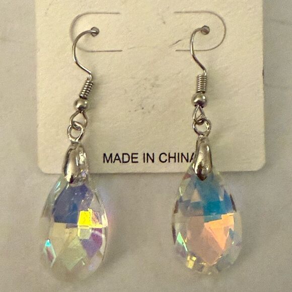 Vintage 90’s New Charlotte & Anna AB Crystal Dangle Earrings with Ear Wire Back. - Picture 5 of 5